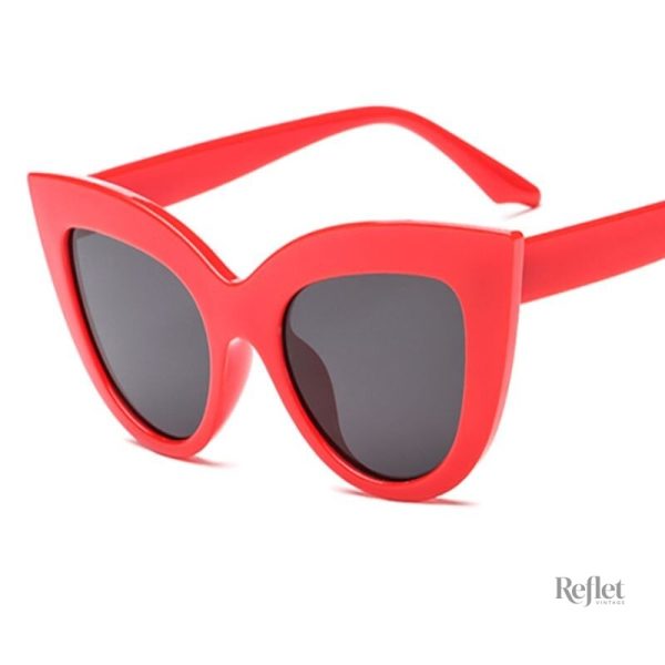 Lunettes de soleil avec une touche nostalgiques