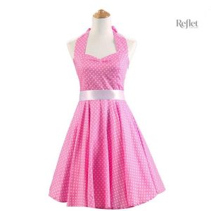 Robe à pois pour un look rétro