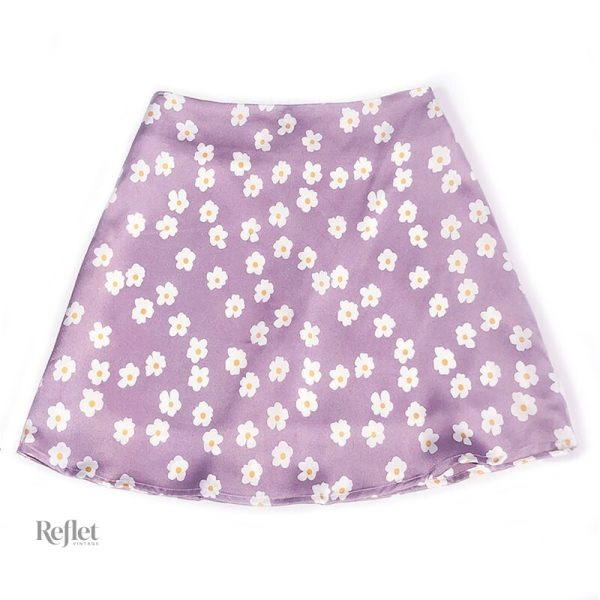 annee-80-style-mini-jupe-1 Mini jupe style année 80, design tendance et coloré