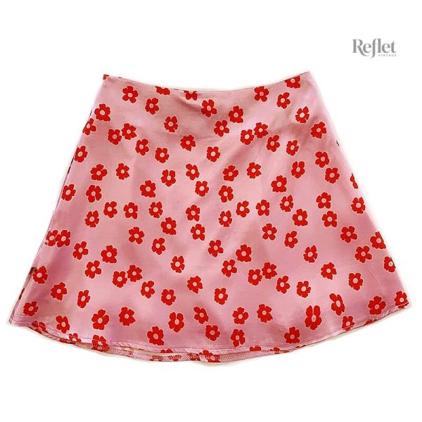 Jupe courte aux couleurs pop, esprit années 80