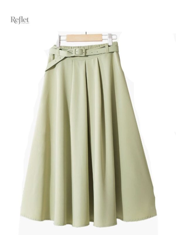 Jupe corolle à taille haute, look intemporel années 50
