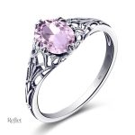 Bague vintage en argent avec pierre stylisée