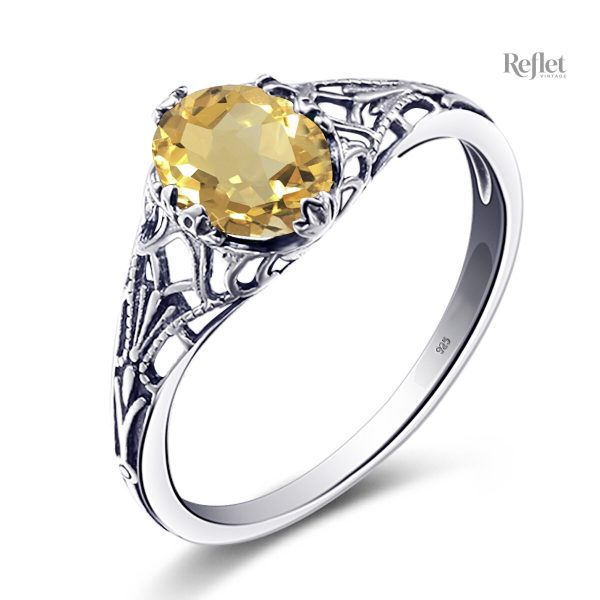 Bague en argent à la finition vintage et pierre