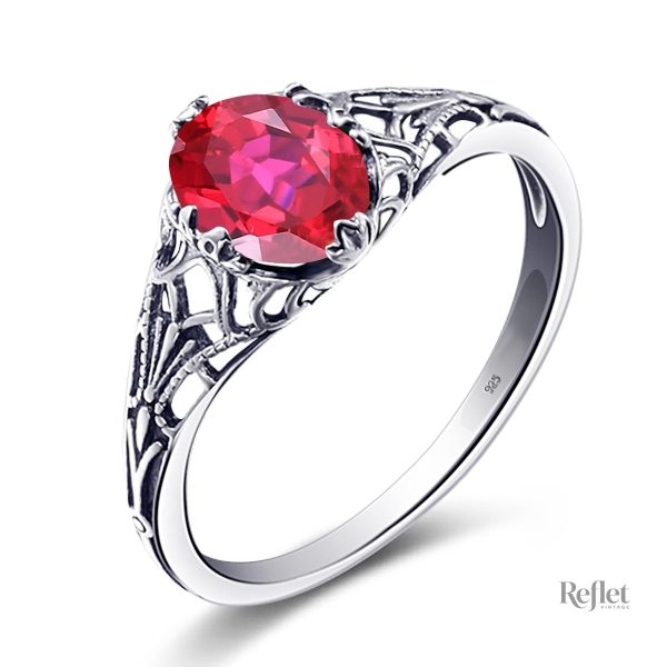 Bague argent et pierre, un classique vintage