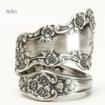 Bague argent vintage élégante au design intemporel