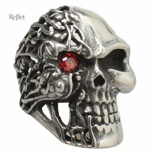 Accessoire Vintage pour une touche punk à votre style