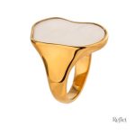 Bague vintage en or rose au design élégant et intemporel