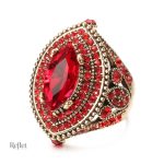 Bague Vintage Rouge, design élégant et coloré en style rétro