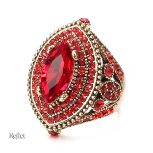 Bague Vintage Rouge, design élégant et coloré en style rétro