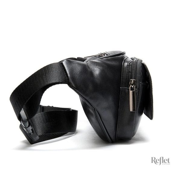 Sac banane homme au style rétro, parfait pour un look décontracté