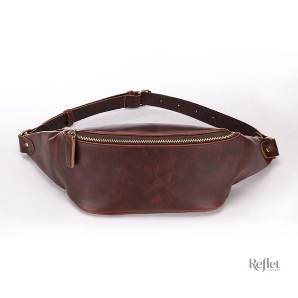 Banane cuir vintage pour un style rétro