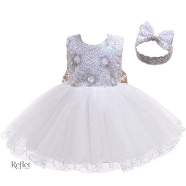 Modèle de robe princesse pour fille de 18 mois