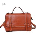 Cartable cuir marron vintage avec design élégant et durable