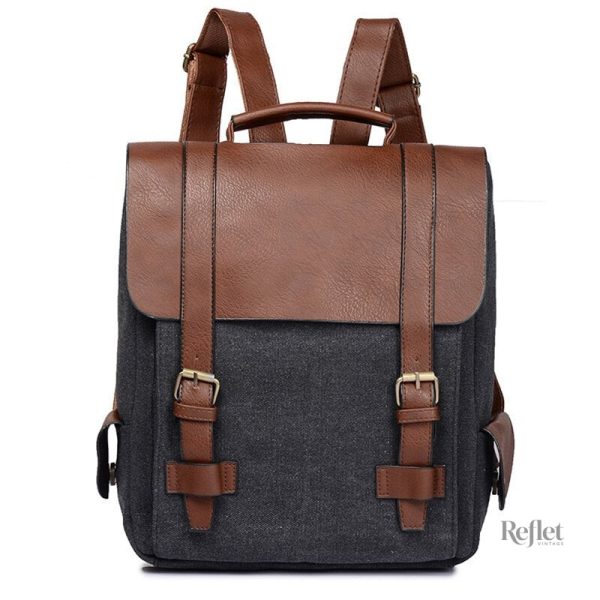 Accessoire en cuir vintage avec une finition soignée