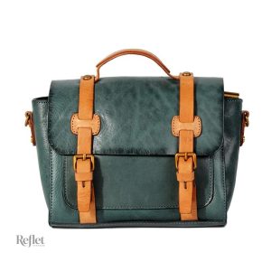 Accessoire vintage cuir pour femme, parfait pour le quotidien