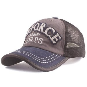 Casquette vintage pour un look d'aviation