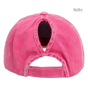 Accessoire tendance : casquette rose vintage pour l'été