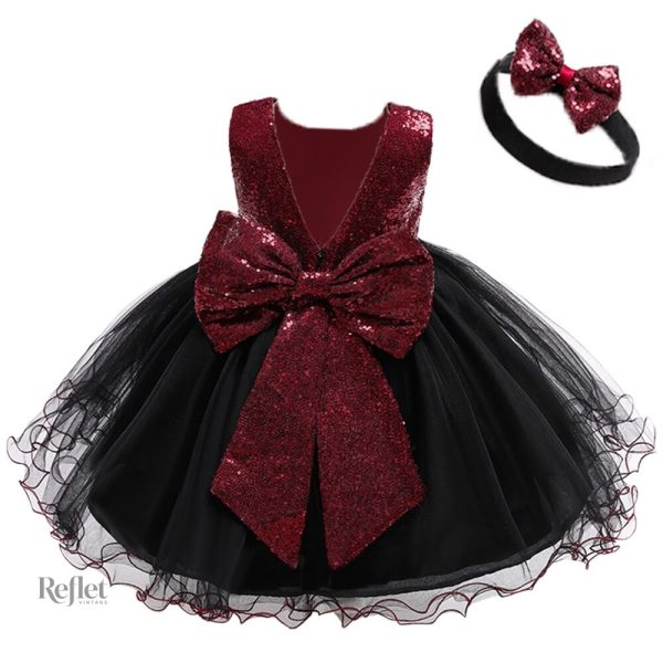 Tenue de baptême élégante pour petite fille