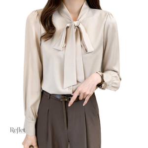 Chemise à motifs rétro pour un style unique féminin