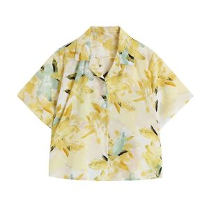 Haut léger en tissu hawaïen pour un style rétro