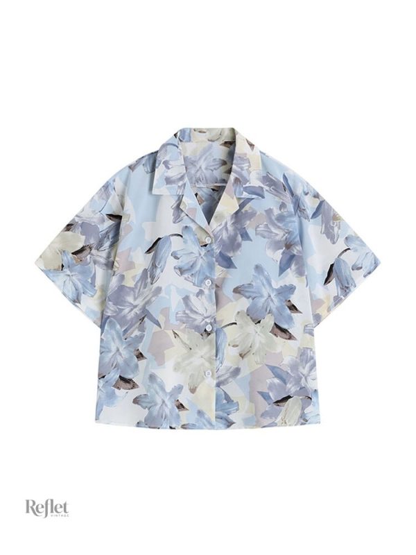 Top floral hawaïen idéal pour l'été