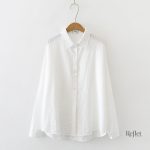 Chemise à manches longues au design classique