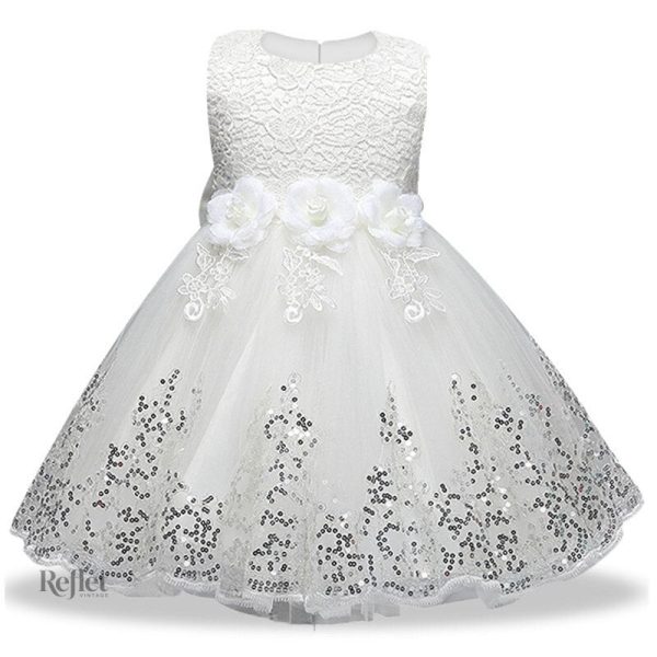 Tenue de fête pour enfants, design enchanteur