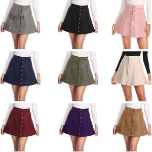 Jupe courte aux motifs colorés inspirée des années 70