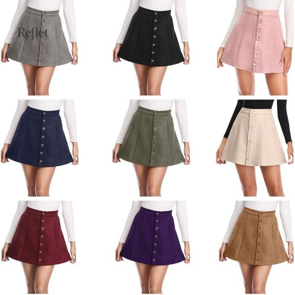 Jupe courte aux motifs colorés inspirée des années 70
