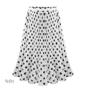 Jupe années 50, motif à pois classique