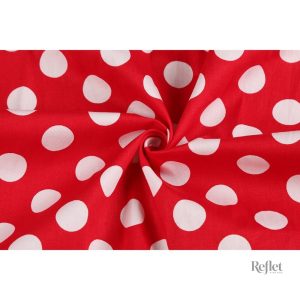 Jupe à pois rétro pour un look chic