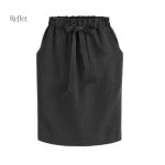 Fashion jupe courte années 60, tendance féminine