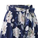 Jupe tendance années 80 aux tons bleus