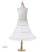 Élégante jupe blanche, design années 60 pour une allure raffinée