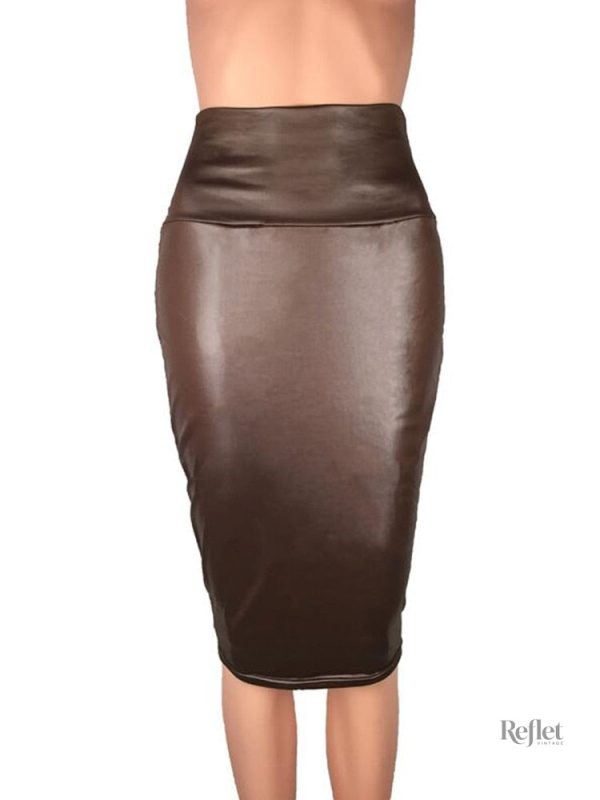 Mode vintage, jupe en cuir années 70