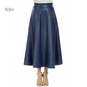 Style rétro avec jupe en cuir