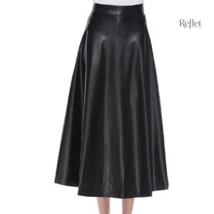 Jupe courte en cuir avec finition vintage