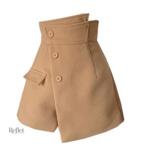 Jupe en daim style années 70, élégante et rétro