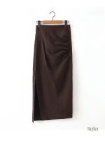 Jupe rétro droite pour un look chic des années 50