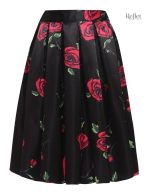 Jupe classique années 50, look enfantin