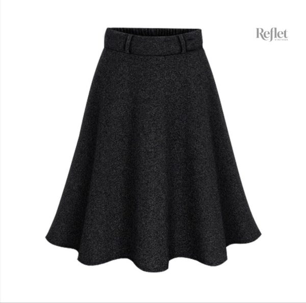 Jupe noire élégante, look années 50