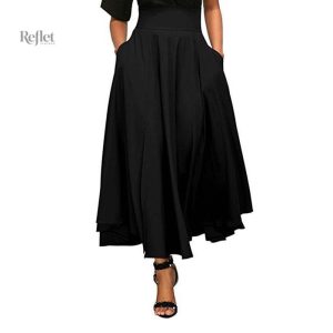 Jupe noire vintage ample pour un look rétro