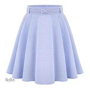 Jupe plissée style années 50 pour un look vintage élégant