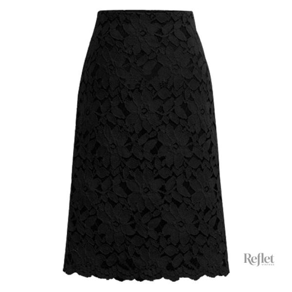 Jupe années 60, coupe évasée et imprimé floral tendance