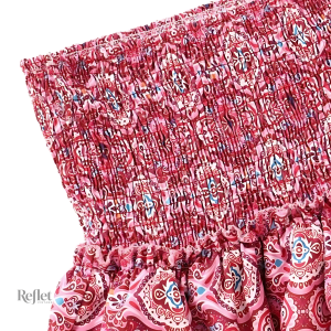 Jupe rose à volants vintage, look rétro des années 80