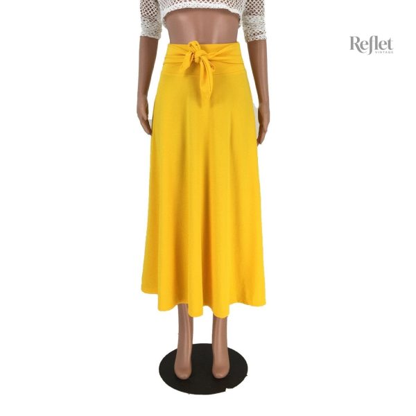 Jupe courte années 70, parfaite pour un look dynamique