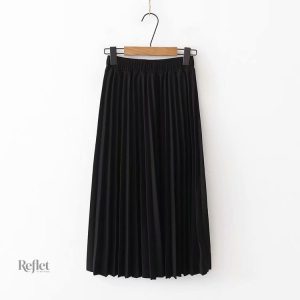 Mode femme : jupe plissée année 60, look chic