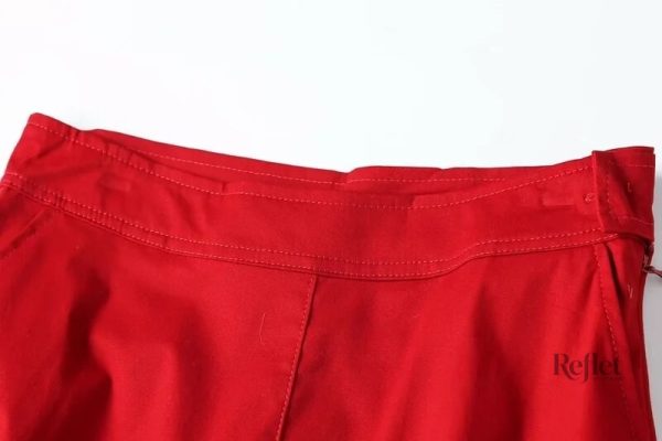 Jupe tulipe féminine, motif floral des années 70