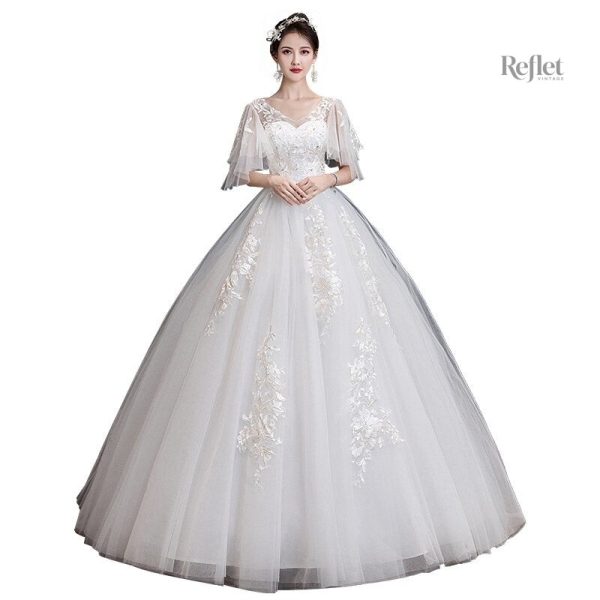 la-robe-de-princesse-mariee-1 Robe de princesse mariée élégante avec jupe volumineuse