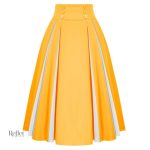 Look classique avec jupe évasée inspirée des années 50